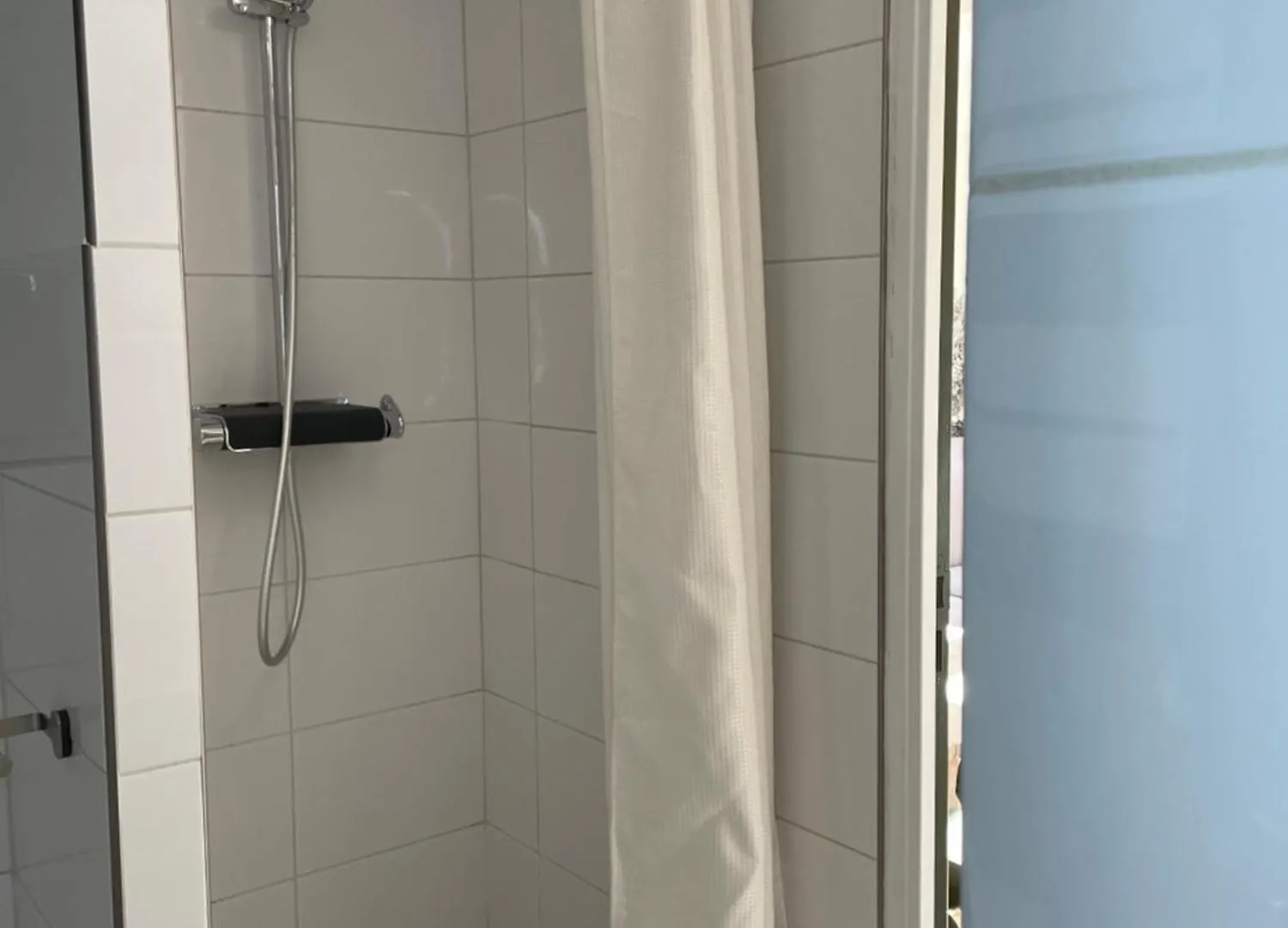 Studio Climatise Plein Centre Ville 2Eme Etage Aix-en-Provence